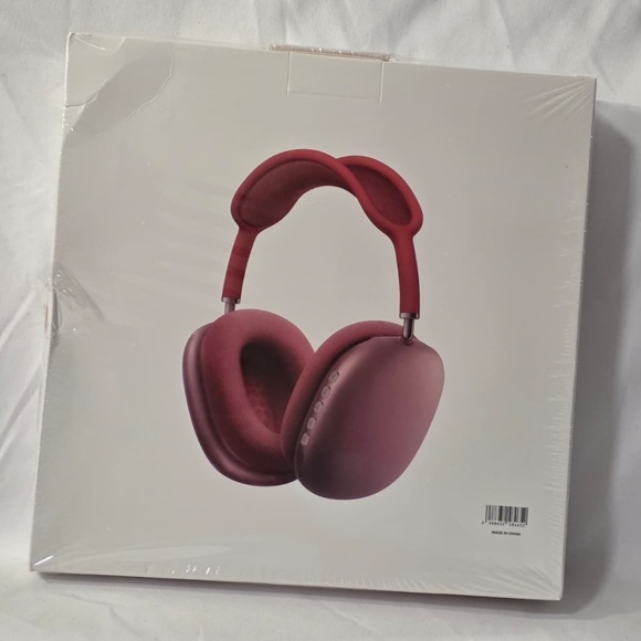 Red New P9 Pro Max Wireless Headphones With Microphone Headset - Picture 4 of 7